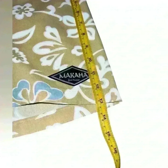 Makala Surf wear Board Shorts SZ L - Picture 2 of 5